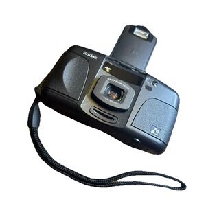 Vintage Kodak Advantix 3200AF 25mm Black Film Camera w/ Built In Flash‎